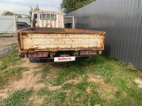 1991 Mazda Titan, белый, 750000 рублей, вид 4