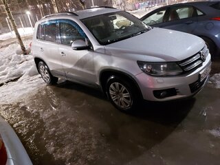 2014 Volkswagen Tiguan I Рестайлинг, серый, 1700000 рублей, вид 3