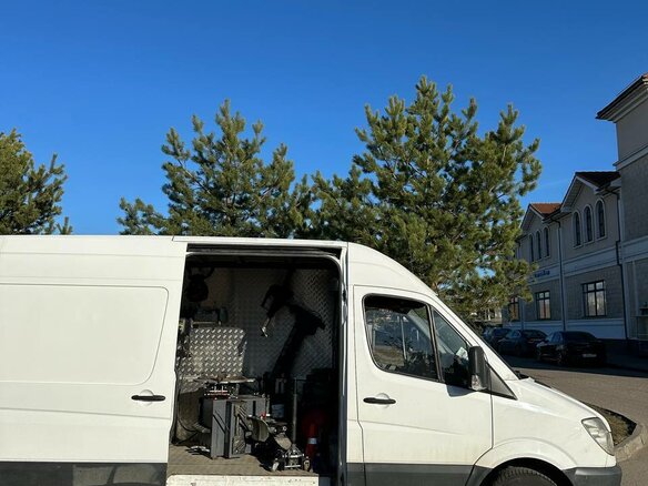 2008 Mercedes-Benz Sprinter, белый, 1850000 рублей - вид 3