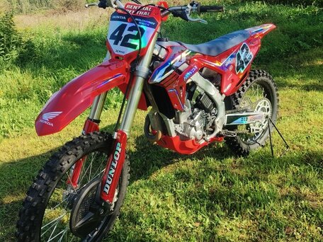 2022 Honda CRF 250R, красный, 520000 рублей, вид 5
