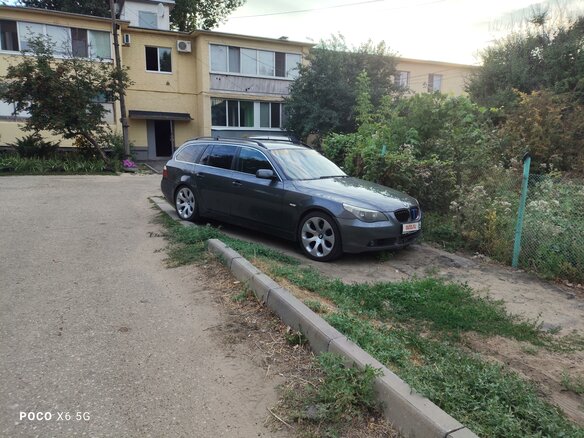 2005 BMW 5 серии 520d V (E60/E61), синий, 1100000 рублей - вид 8