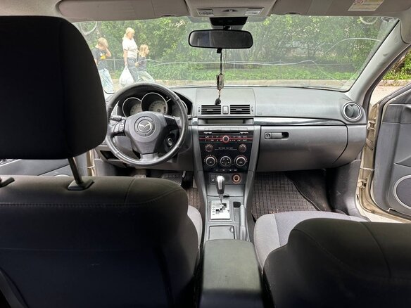 2008 Mazda 3 I (BK) Рестайлинг, серебристый, 560000 рублей - вид 4