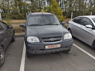 2016 Chevrolet Niva I Рестайлинг, чёрный, 870000 рублей, вид 1