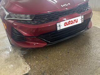 2021 Kia K5 III, красный, 2950000 рублей, вид 3