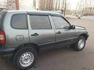 2004 Chevrolet Niva I, серый, 450000 рублей, вид 5