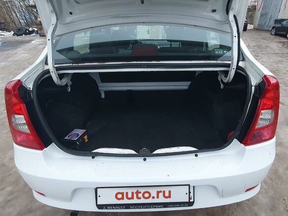 2010 Renault Logan I Рестайлинг, белый, 427000 рублей - вид 9