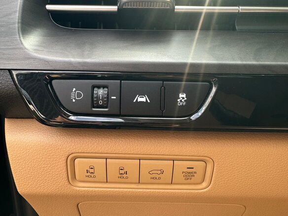 2020 Kia Carnival IV, чёрный, 3749000 рублей - вид 13