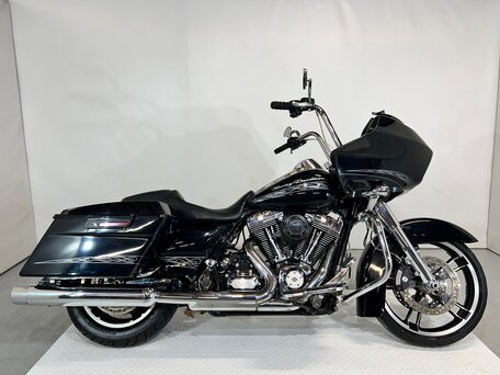 2012 Harley-Davidson Road Glide, чёрный, 760000 рублей, вид 1