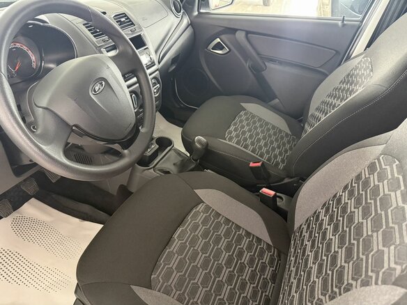 2023 Lada (ВАЗ) Granta Cross I Рестайлинг, белый, 730000 рублей - вид 6