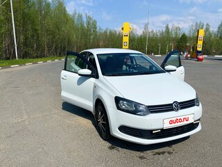 2014 Volkswagen Polo V, белый, 980000 рублей, вид 1