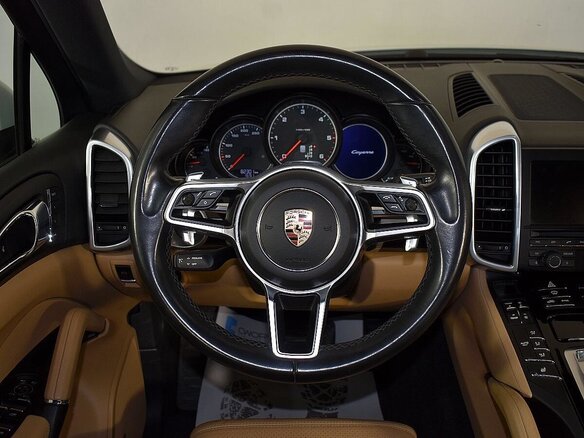2015 Porsche Cayenne Diesel II Рестайлинг (958), белый - вид 10