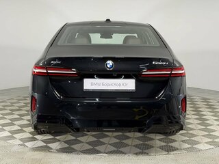 2025 BMW 5 серии Long 530Li xDrive VIII (G60/G61/G68), чёрный, 8400000 рублей, вид 5