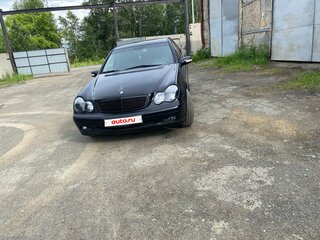 2003 Mercedes-Benz C-Класс 180 II (W203), чёрный, 630000 рублей, вид 3