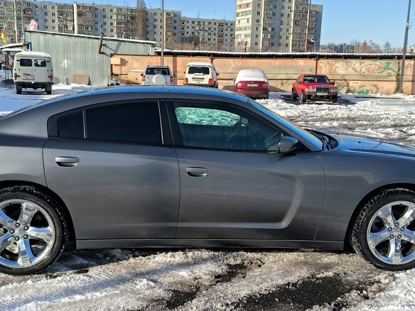2011 Dodge Charger VII (LD), серый, 2100000 рублей - вид 2