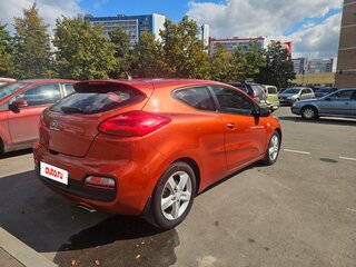 2013 Kia Ceed II, оранжевый, 880000 рублей, вид 5