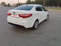 2014 Kia Rio 5-speed III, белый, 980000 рублей - вид 3