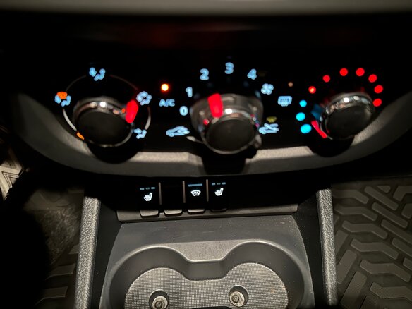 2021 Lada (ВАЗ) Largus Cross I Рестайлинг, серый, 1430000 рублей - вид 14