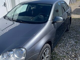 2010 Volkswagen Jetta V, серый, 745000 рублей, вид 4