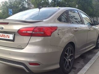 2015 Ford Focus III Рестайлинг, бежевый, 1080000 рублей, вид 3