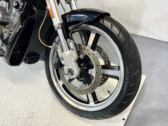 2012 Harley-Davidson V-Rod Muscle, чёрный, 940000 рублей - вид 11