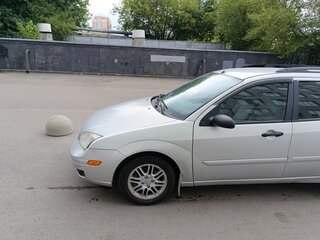 2004 Ford Focus I Рестайлинг (North America), серебристый, 400000 рублей, вид 4