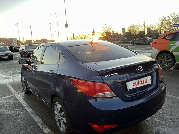 2015 Hyundai Solaris I Рестайлинг, синий, 1050000 рублей - вид 2