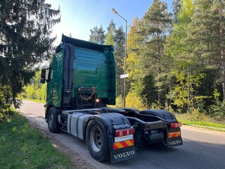 2007 Volvo FH, зелёный, 2450000 рублей, вид 5