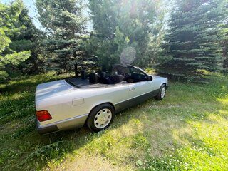 1992 Mercedes-Benz W124 300, серебристый, 4950000 рублей, вид 5