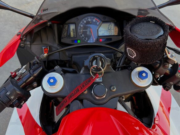 2012 Honda CBR 600RR, красный, 750000 рублей - вид 23