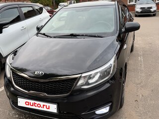 2015 Kia Rio III Рестайлинг, чёрный, 1100000 рублей, вид 2
