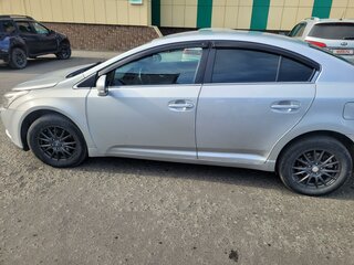 2009 Toyota Avensis III, серебристый, 1100000 рублей, вид 4
