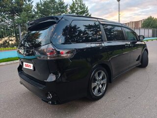 2018 Toyota Sienna III Рестайлинг 2, чёрный, 3430000 рублей, вид 3