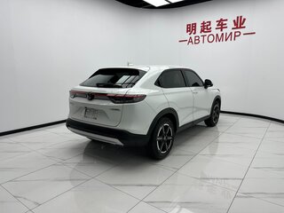 2023 Honda Vezel II, белый, 1245000 рублей, вид 4
