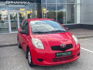 2007 Toyota Yaris II, красный, 240000 рублей, вид 3