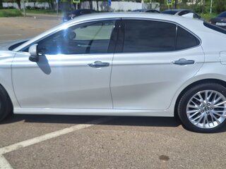 2019 Toyota Camry VIII (XV70), белый, 2700000 рублей, вид 4