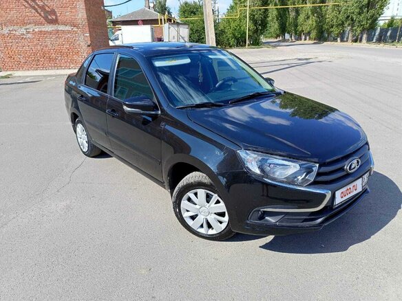 2020 Lada (ВАЗ) Granta I Рестайлинг, чёрный, 800000 рублей - вид 1