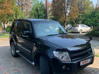 2010 Mitsubishi Pajero IV, чёрный, 1800000 рублей, вид 2