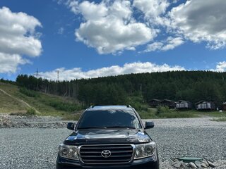 2010 Toyota Land Cruiser 200 Series, чёрный, 2900000 рублей, вид 2