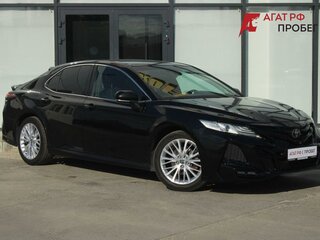 2018 Toyota Camry VII (XV50) Рестайлинг 2, чёрный, 2400000 рублей, вид 3