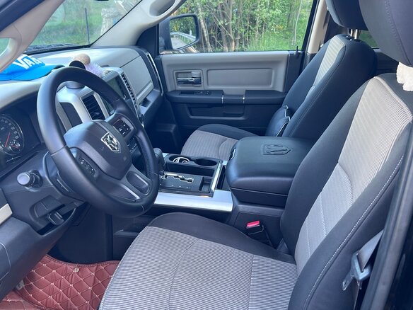 2012 Dodge RAM IV (DS/DJ), чёрный, 3800000 рублей - вид 4