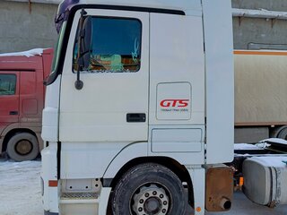 2004 Mercedes-Benz Actros, белый, 2200000 рублей, вид 3