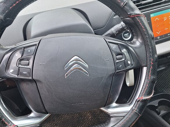 2017 Citroen C4 Picasso Grand II Рестайлинг, белый, 880000 рублей - вид 11