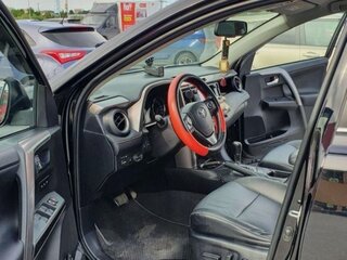 2016 Toyota RAV4 IV (XA40) Рестайлинг, чёрный, 2900000 рублей, вид 3