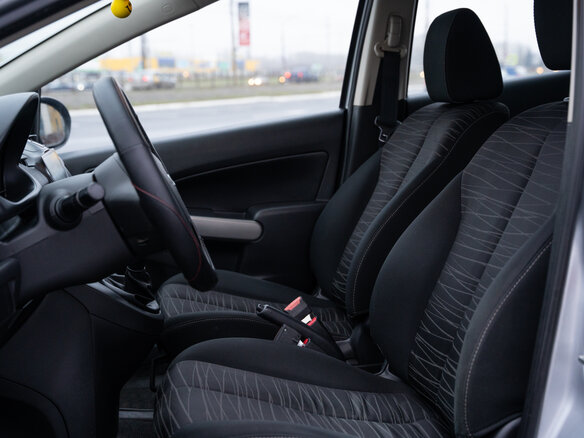 2008 Mazda 2 II (DE), серебристый - вид 13