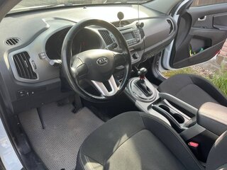 2015 Kia Sportage III Рестайлинг, белый, 1400000 рублей, вид 5
