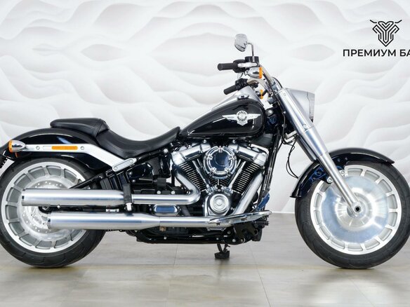 2018 Harley-Davidson Fat Boy, чёрный, 1699000 рублей