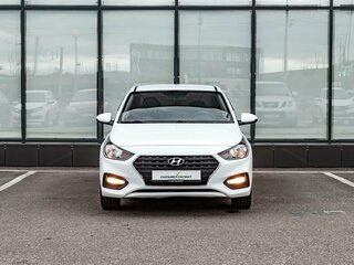 2019 Hyundai Solaris II, белый, 1320000 рублей, вид 3