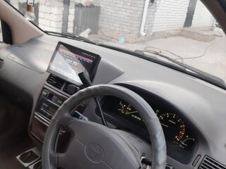 1999 Toyota Gaia, бежевый, 695000 рублей, вид 5