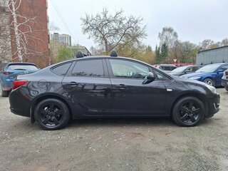 2013 Opel Astra J Рестайлинг, чёрный, 950000 рублей, вид 4