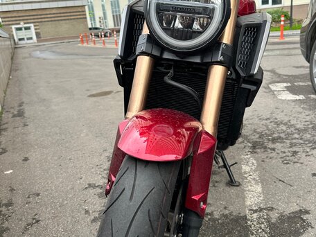 2022 Honda CB 650R, красный, 1100000 рублей, вид 2